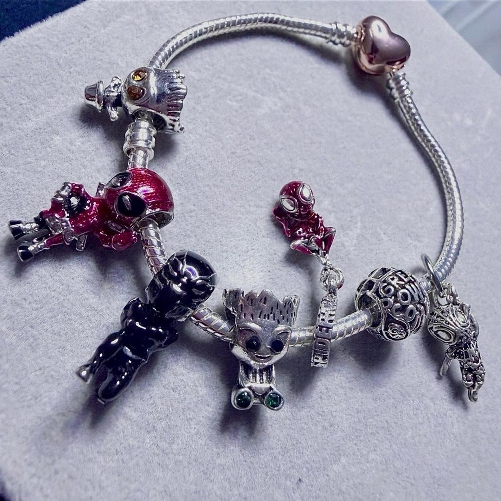 Marvel Superhero Themed Charm Bracelet Fits Snake Chain Bracelet Size 19